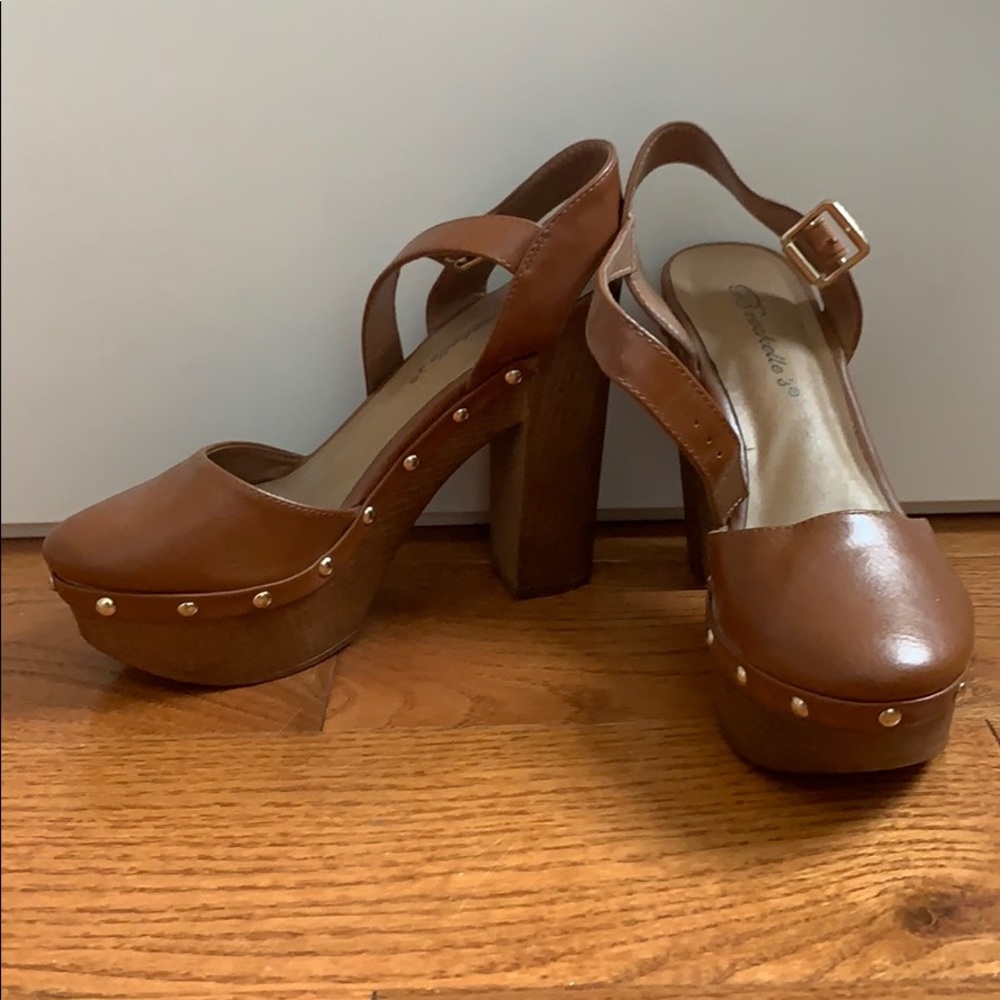 Chunky platform heels